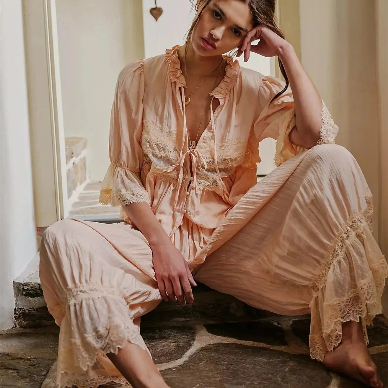 Women Y2k Vintage Lace Lantern Pants Sets 2 Piece Lacey Babydoll Tank Top Long Bloomers Cropped Pants Suit Outfits Matching Sets