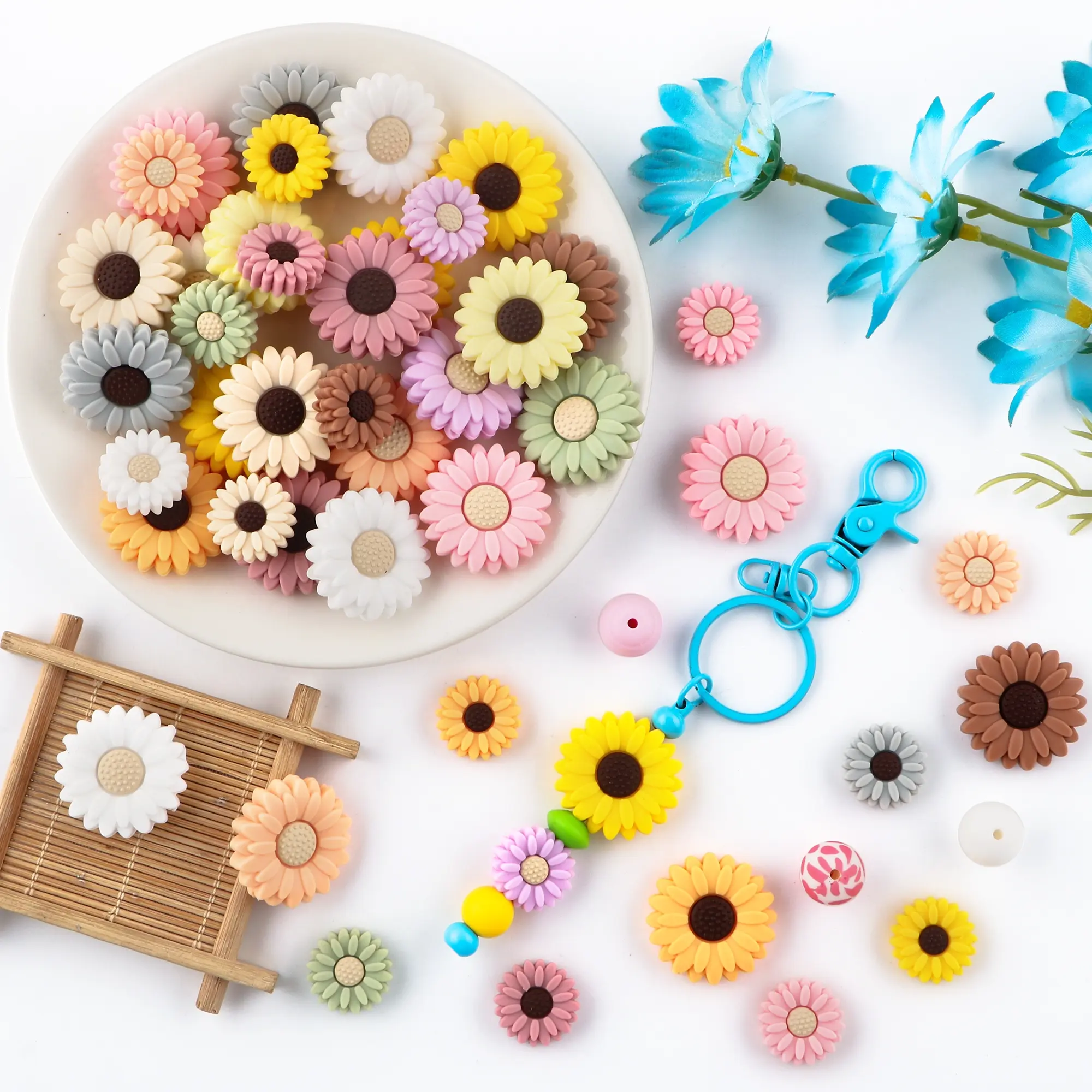 20pcs 20mm Silicone Beads for Jewelry Making, Daisy Shaped, Loose Colored, Bead Mix for DIY Jewelry Keychain, Pen Bead Crafts, Beading Supplies
