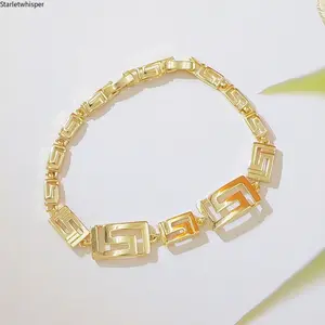 18K Gold Plated Chevron Geometric Link Bracelet for Women & Men, Vintage Retro Pattern Design, Minimalist Luxury Aesthetic Jewelry, Trendy Versatile for Daily Wear, Street Style & Parties