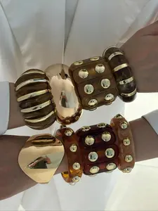 Chunky Tortoiseshell Resin Cuff Stackable Bracelet for Women, Acrylic Stretch Bangle, Boho Ethnic Pattern, Fashion Jewelry for All Seasons, Boho Style Bangles