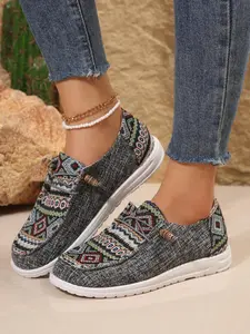 Women's Ethnic Pattern Lace Up Low Top Sneakers, Casual Comfortable Fabric Sports Shoes, Female All-match Round Toe Shoes for Daily Wear Walking Shoes