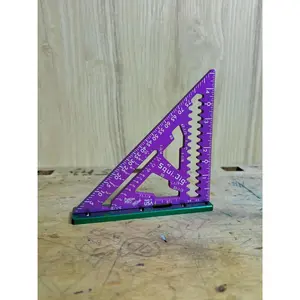 Squi Jig Fusion 4.5" Mini Pro Square - 3/16" Heel - Joker Edición