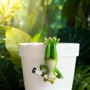 【FathersDayGift】Cute Drunken Frog Resin Statue Crack-Proof Backyard Ornament Home Decoration