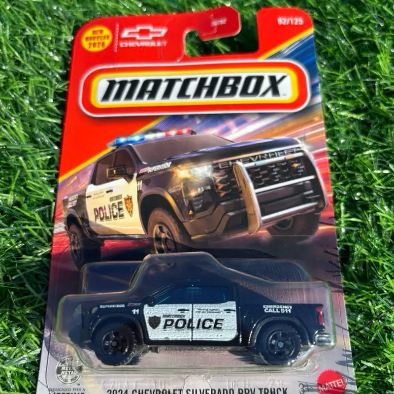 2024 Matchbox Chevrolet 1500 Pickup Display Toy Car, Collectible Diecast Model Car for Entertainment