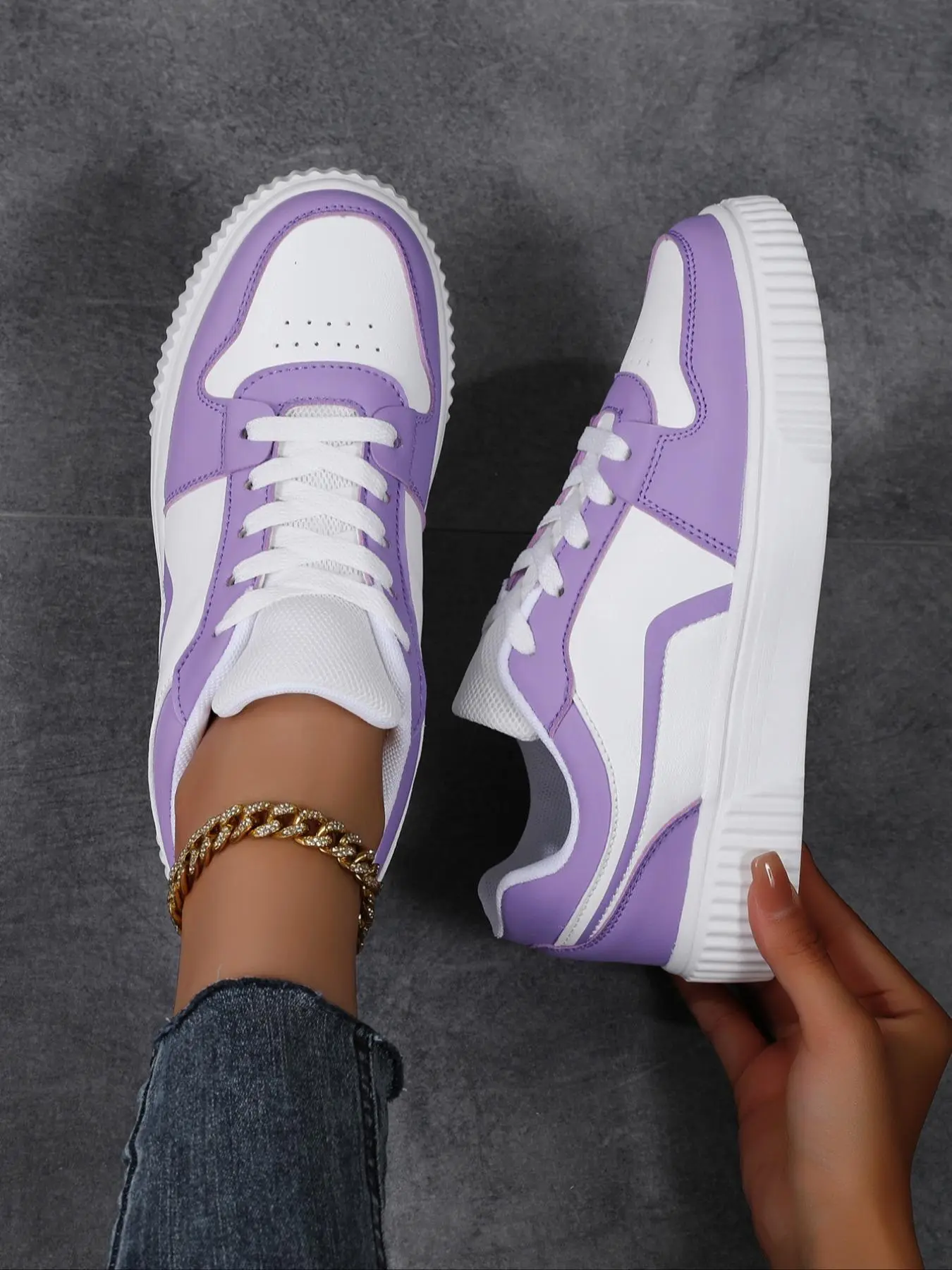 Women's Fashionable Patchwork Lace Up Low Top Sneakers, Casual Comfortable Breathable Sports Running Shoes, All-match Basic Shoes for Daily Wear, Sporty Running Shoes, Athletic Shoes
