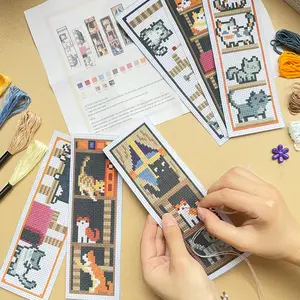 6-Piece set of cat themed beginner's cross stitch bookmark handmade kit - unique cloth bookmark - containing embroidered cloth, embroidery thread, embroidery tools and English instructions - book decorations to add reading atmosphere