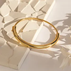 Aris Hinge Bangle by Caitlyn Minimalist