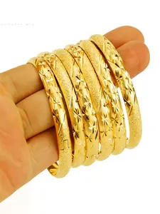 Women's 6-Piece Dubai Style Gold-Plated Starry Sky Bracelet Set, Trendy Stack Bangle, Vintage Floral Carved Copper Cuff, Daily Wear Jewelry, Stackable Bracelets