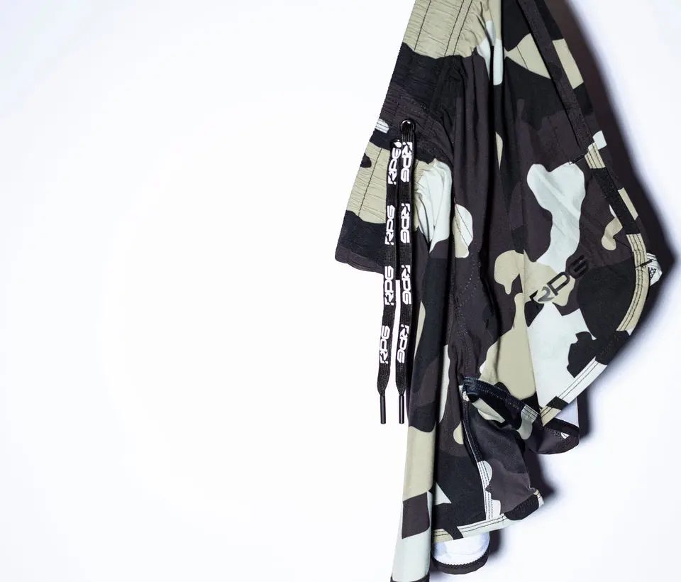 MEN'S RPG PERFORMANCE DESERT CAMO SHORTS 3.0-CLEARANCE