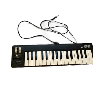 Midiplus AKM320