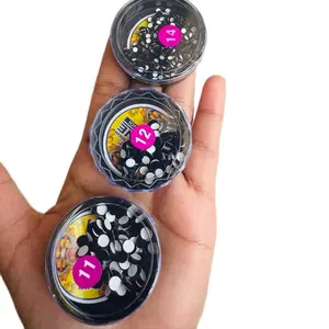 Nepali/ Indian Traditional Kumkum Bindi for women