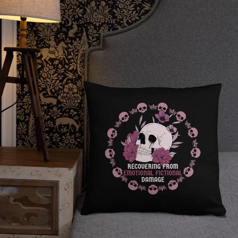 Velvet Skull Print Pillow Cover, Polyester Double-Sided Zipper Cushion Case for Bedrooms & Home Interiors, Humorous Booktok Reader Gift for Emotional Fictional Damage Recovery