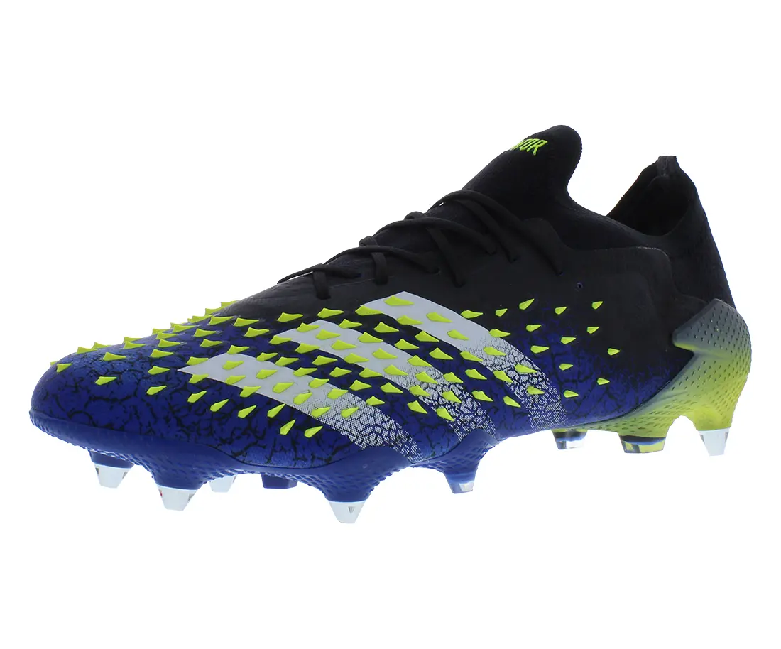 Adidas Predator Freak .1 Men's Low-Cut Soft Ground (SG) Soccer Cleats for Professional Football Performance