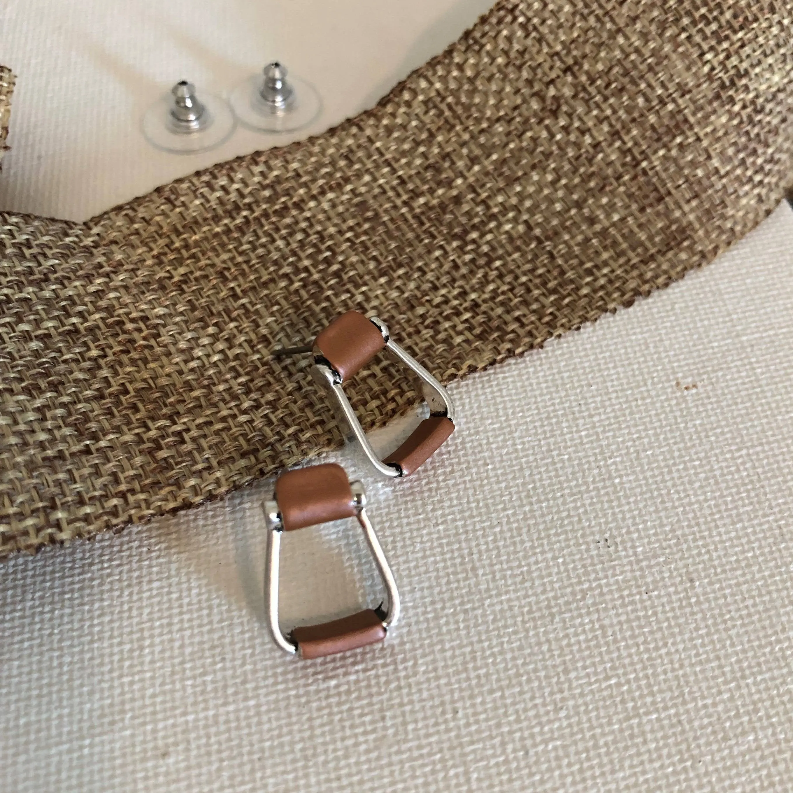 stirrup earrings w/ copper tones stirrup earrings w/ copper tones