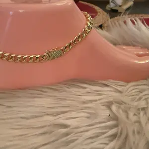 Monaco Tobillera Largo 10" en Oro Laminado Alta Calidad para Estilo Elegante y Duradero