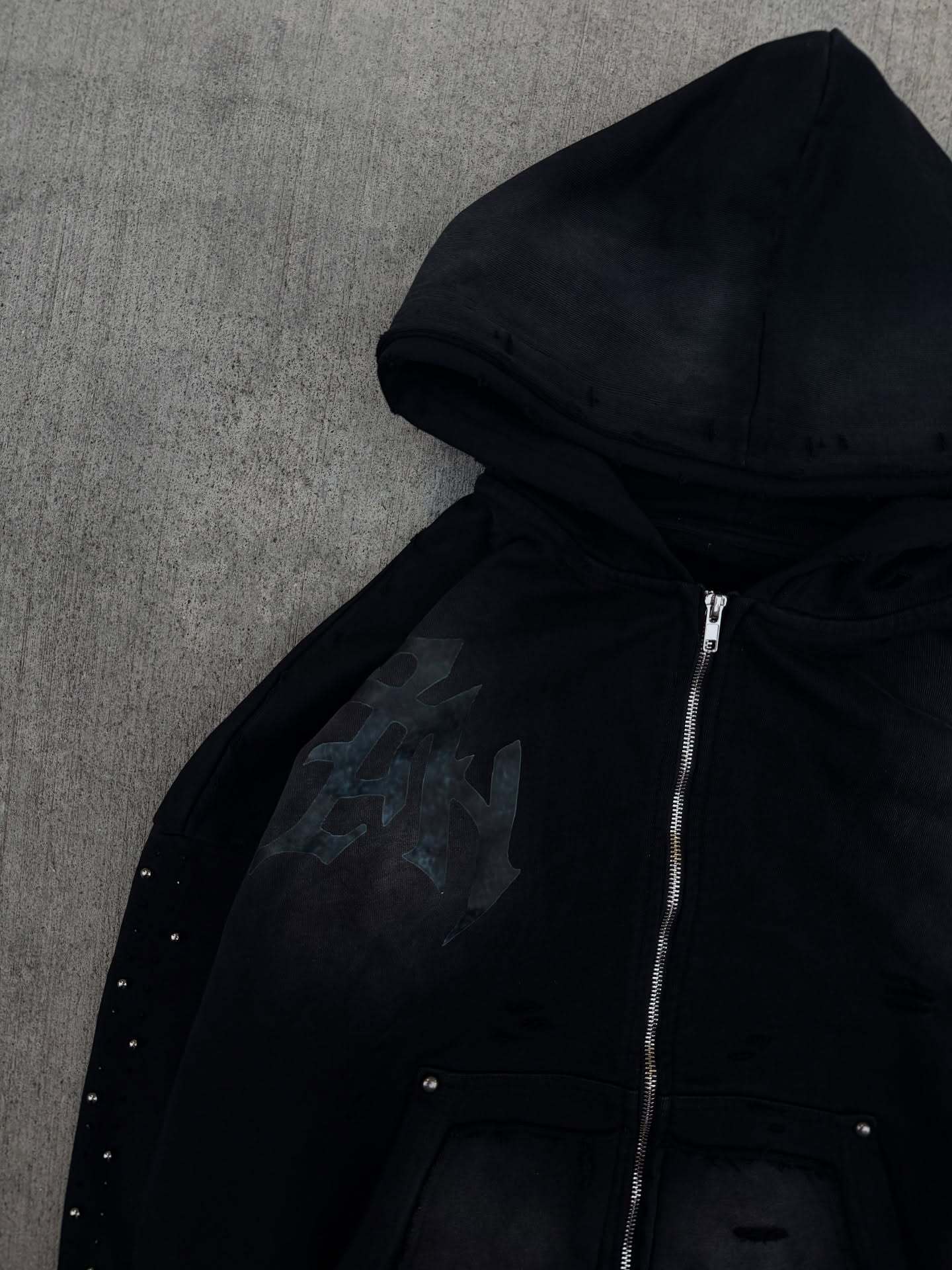 Noctra Loose-fitting Hoodie