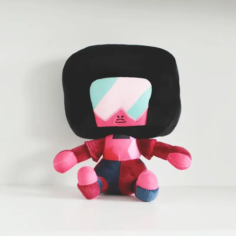 Kawaii Garnet Square‑Head Plushie, Sound‑Free Collectible Gift