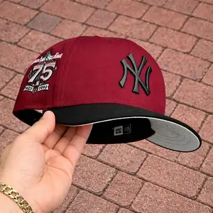New Era New York Yankees MLB 9FORTY Fitted Cap – NY Logo Baseball Hat with World Series Patch, Premium Streetwear Hat for Men Women