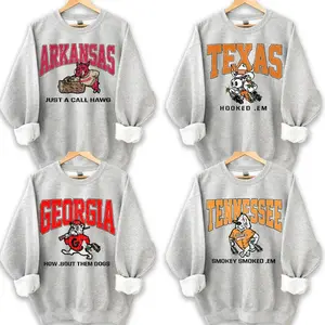 Retro College Football Mascot Duck T-Shirt, Ash Grey Vintage Sports Graphic Tee, Unisex Game Day Shirt, Casual Fan Gift