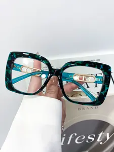 New Square Large Frame Fashion Glasses, Stylish Square Frames, Classic Versatile, Unisex Daily Wear, Photo Prop Decorative Eyewear for Men and Women, Square Frame Eyeglasses