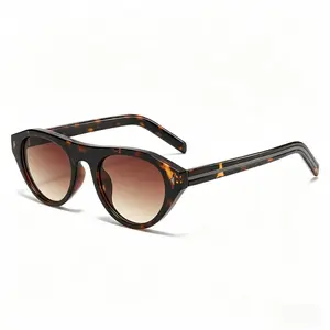ZENOTTIC Retro Cat Eye Sunglasses for Women Men, Lightweight Tortoiseshell PC Frame, Trendy Casual Eyewear with Polarized UV400 Protection, Casual Style Eyewear, Lightweight Durable Sunglasses