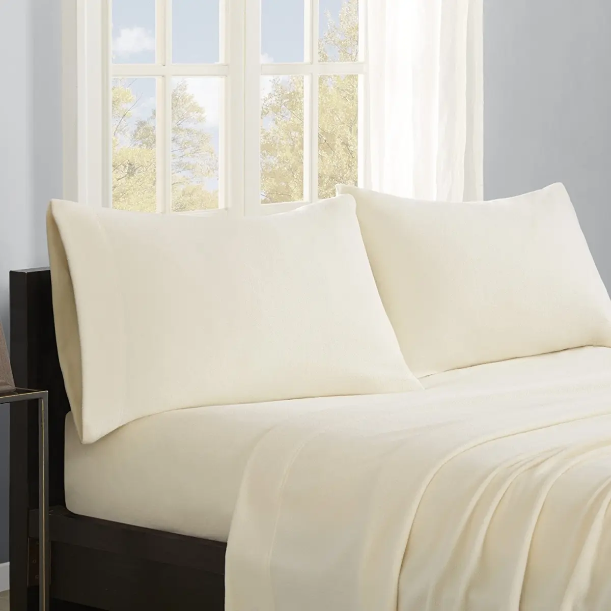 True North SHET20-748 Soft Micro Fleece Ivory Sheet Set - California King Bed, Polyester, Machine Washable, Cozy Warmth for Night Sleep, Core Bedding Pieces, Home Bedroom Default Bedding