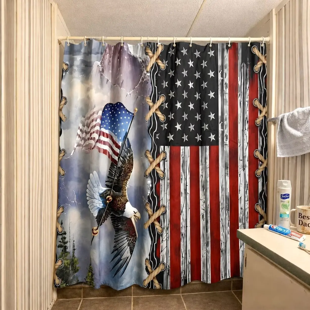 1/4pcs American Flag Pattern Bathroom Decor Set, Including Shower Curtain & Toilet U-shape Mat & Bathroom Mat & Toilet Lid Cover, Bathroom Decor And Accessories