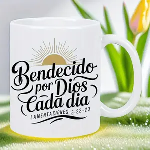 Spanish Bible Verse Coffee Mug - Bendecido Por Dios Cada Día (Blessed Each Day) with Lamentations 3:22-23, Christian Gift for Spanish-Speaking Believers