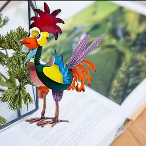 Strange Bird Design Garden Statue,Outdoor Courtyard Garden Strange Bird Wrought lron Plug-inFloor Decoration,Tabletop Ornaments,Garden Decoration Supplies