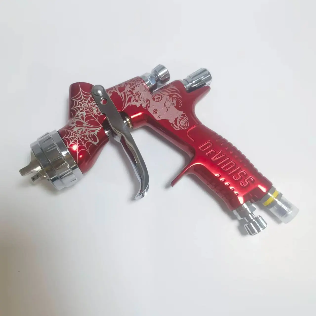 Devidiss Automatic Air Spray Gun with 1.3mm Nozzle, 600cc Plastic Cup, Professional Car Body Repair Tool, Water-Based Paint Sprayer