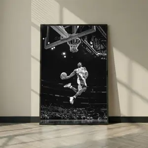 Kobe Bryant Dunk Photo Poster - Black and White Artistic Paper Wall Decor, Los Angeles Room Man Cave Sports Print, Teen Boy Gift, Home Decoration