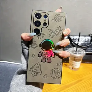 Astronaut Pattern Phone Case, Fashion Phone Protective Cover, Smartphone Protector, Phone Accessory Compatible with Samsung Galaxy S24 S25 S26 Ultra Plus A55 A54 A15, Casing, Cellphone Protection