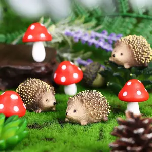 Fairy Garden Accessories Set, 6 Counts DIY Toy Resin Figures, Hedgehog & Mushroom Design, Ideal for Outdoor Decor & Creative Play, Resin Sculptures
