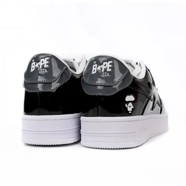Black‑Gray Spliced Patent Leather Low‑Top Board Shoes, Star Detail, Wear‑Resistant Thick Sole, Retro Couple Street Skate Sneakers