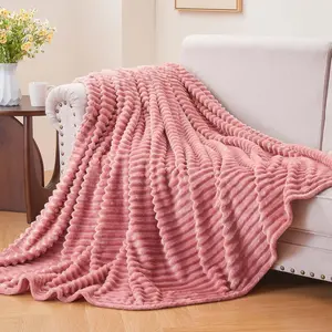 Raybee Cozy Soft Blanket For Bed , 300GSM Lightweight Cooling Blanket for Couch, Bed, Office, and Travel ,Ultra-Soft Summer Throw Blanket for Hot Sleepers, Home Bedroom Decor ,Solid Color,Fluffy Blanket