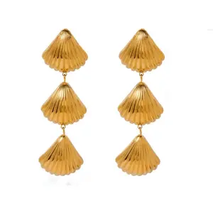 TRIPLE SHELL EARRINGS