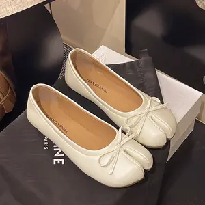 Women's Summer Split-Toe Flats, Bow-Adorned Mules with Breathable Design and Soft Cushioned Sole for All-Day Wear
