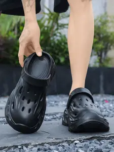 1 Pair of Unisex Thick Bottom Clog Sandals: EVA Material, Breathable Hollow Design, Soft Shock Absorption, Anti-Slip Wear-Resistant, 2-Way Wear, Summer Outdoor Slippers