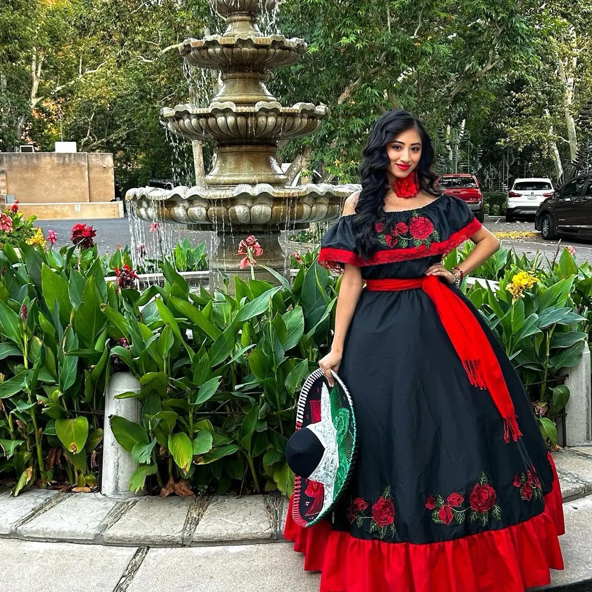 women mexican dress for Traditional Embroidered Floral Folklorico Style empire waist Mexican Dress for Women -