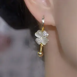 LisiZen Four-Leaf Clover Hoop Earrings for Women, 2025 Korean Trend Jewelry, Sweet Simple Luxury Chic Small Design DZEH4444