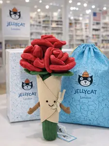 Jellycat Flower Bouquet Plush – The Cutest Soft Gift Everyone in the US Is Obsessed With
