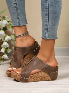 Women's Fashion Wedge Sandals, Low Wedges, Solid Color Slip-On Summer Shoes, Comfortable Round Toe Daily Wear, Casual PU Leather Rubber Sole, Wedge Heels Sandals, Fashionable Casual Sandals