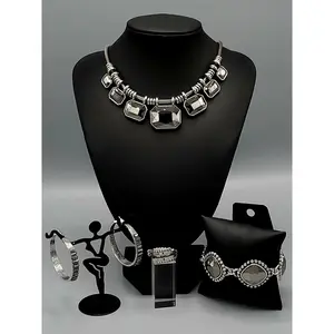 "Urban Extravagance" Jewelry Set