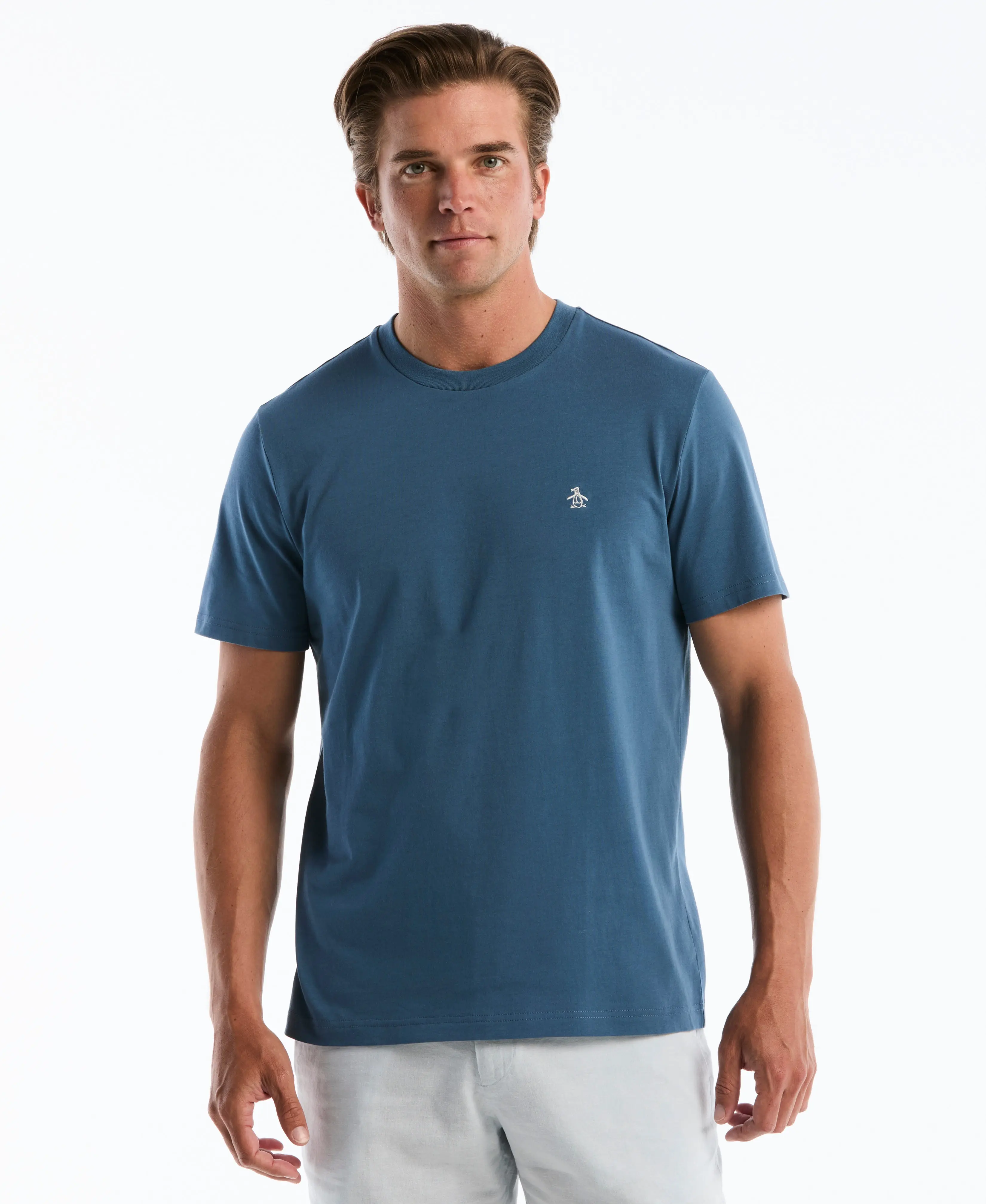 AN ORIGINAL PENGUIN BY MUNSINGWEAR Menswear Men's Short-Sleeve Casual Fashion Embroidered Slim Fit T-Shirt, 100% Cotton Jersey, Soft Breathable Fabric, Ribbed Round Neck