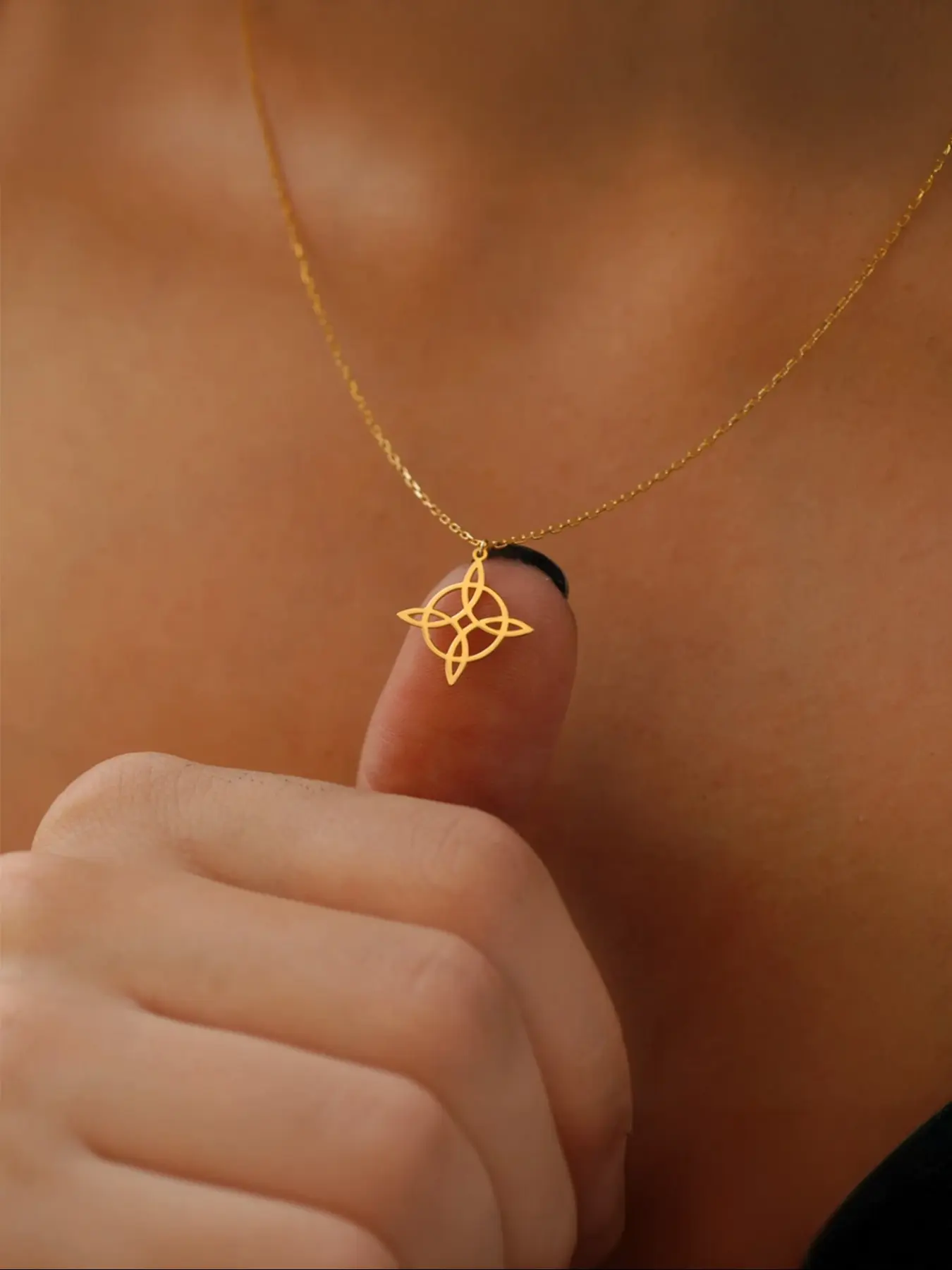 Fashionable Witch Knot Pendant Stainless Steel Necklace Chain, Gothic Witch Jewelry, Slavic Amulet Jewelry for Men and Women, Happy Charm Gift for Her, Stylish Accessory