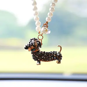 Creative Diamond Embellished Sausage Dog Car Interior Hanging Ornament, Car Interior Decorative, Cartoon Small Dog Rearview Mirror Decoration, Unique Car Accessory Gift, Car Trinkets, Car Interior Ornaments, Car Decorations Interior