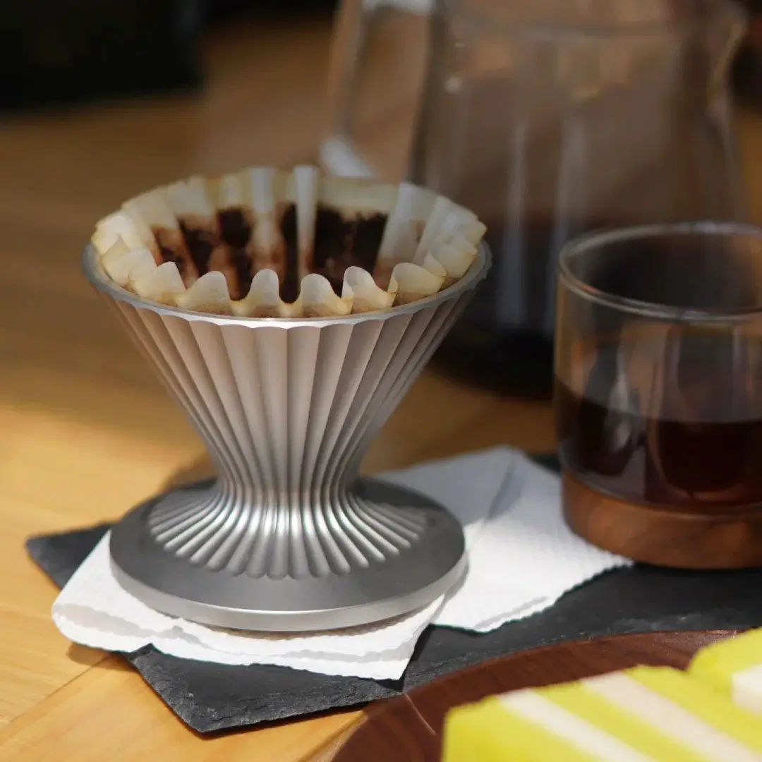 Codale V60 Metal Filter Cone with Wood Base, Essential Tools for Beginners