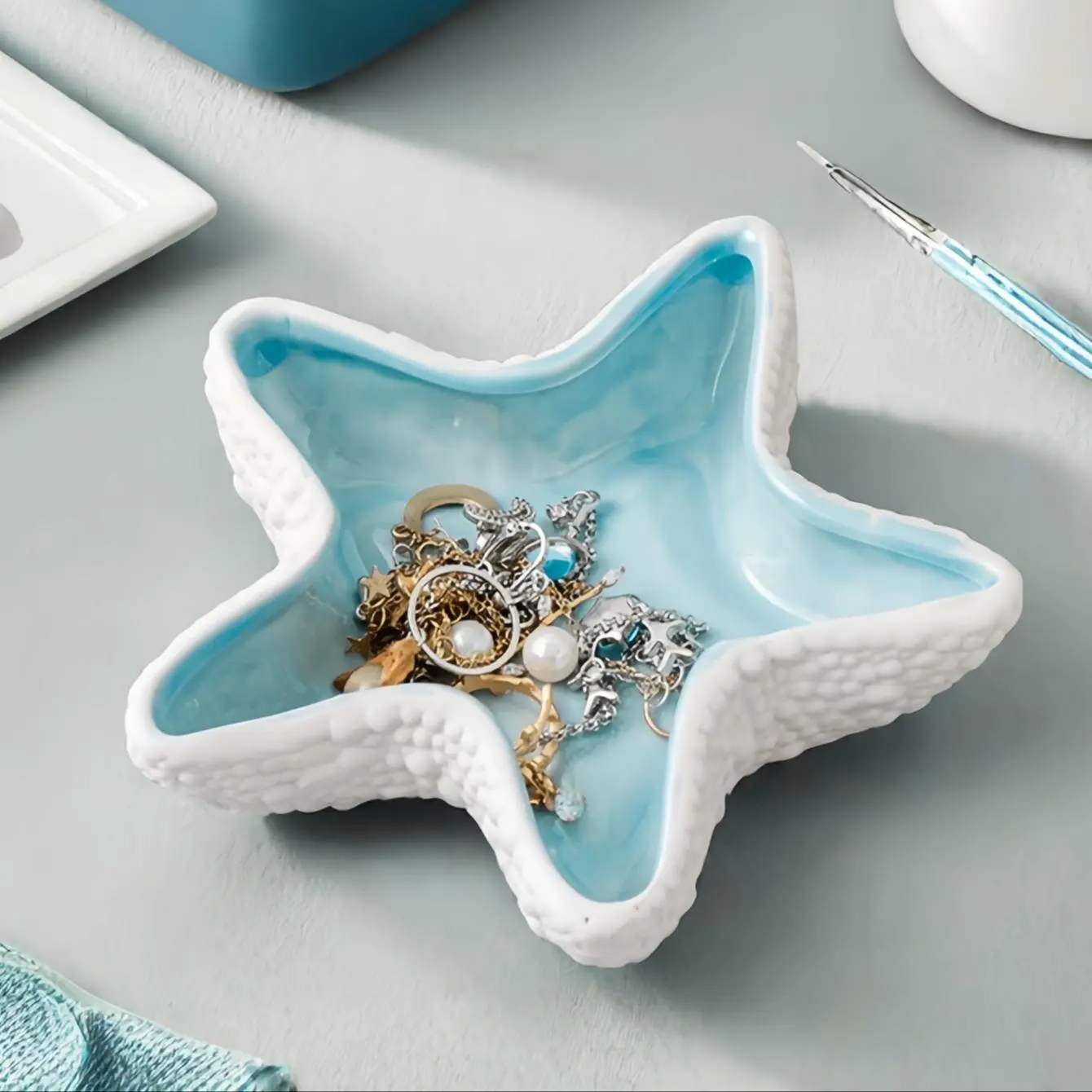 Starfish Shaped Jewelry Storage Bowl, 1 Count Ceramic Jewelry Key Sundries Storage Holder, Desktop Decoration Ornament for Home Bedroom Dressing Table, Cosmetic Storage