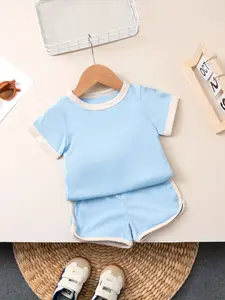 Girls' Summer Colorblock Set, Round Neck Short Sleeve Top, Elastic Shorts, Casual Sporty Two-Piece, Plain Pattern, Kids Clothing