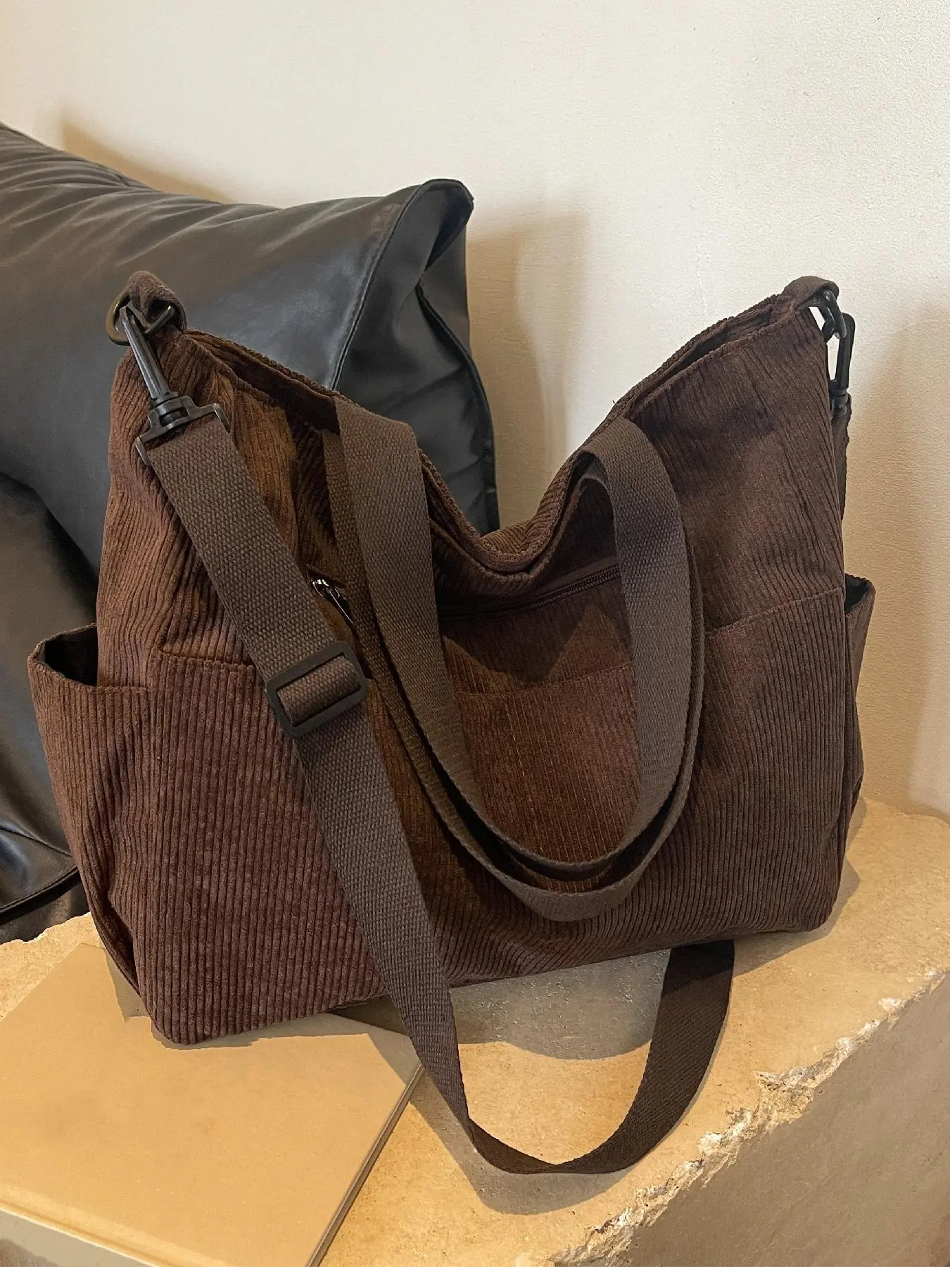 Trendy Corduroy Tote Bag, Women's Solid Color Large-Capacity Durable Shoulder Bag for Daily Use, Casual Commuting Bag, Casual Matching School Bag for Outdoor Activities